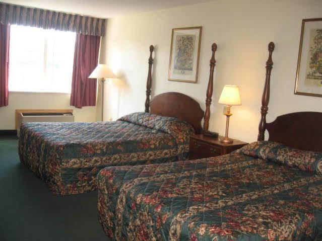 America'S Inn Williamsburg Esterno foto